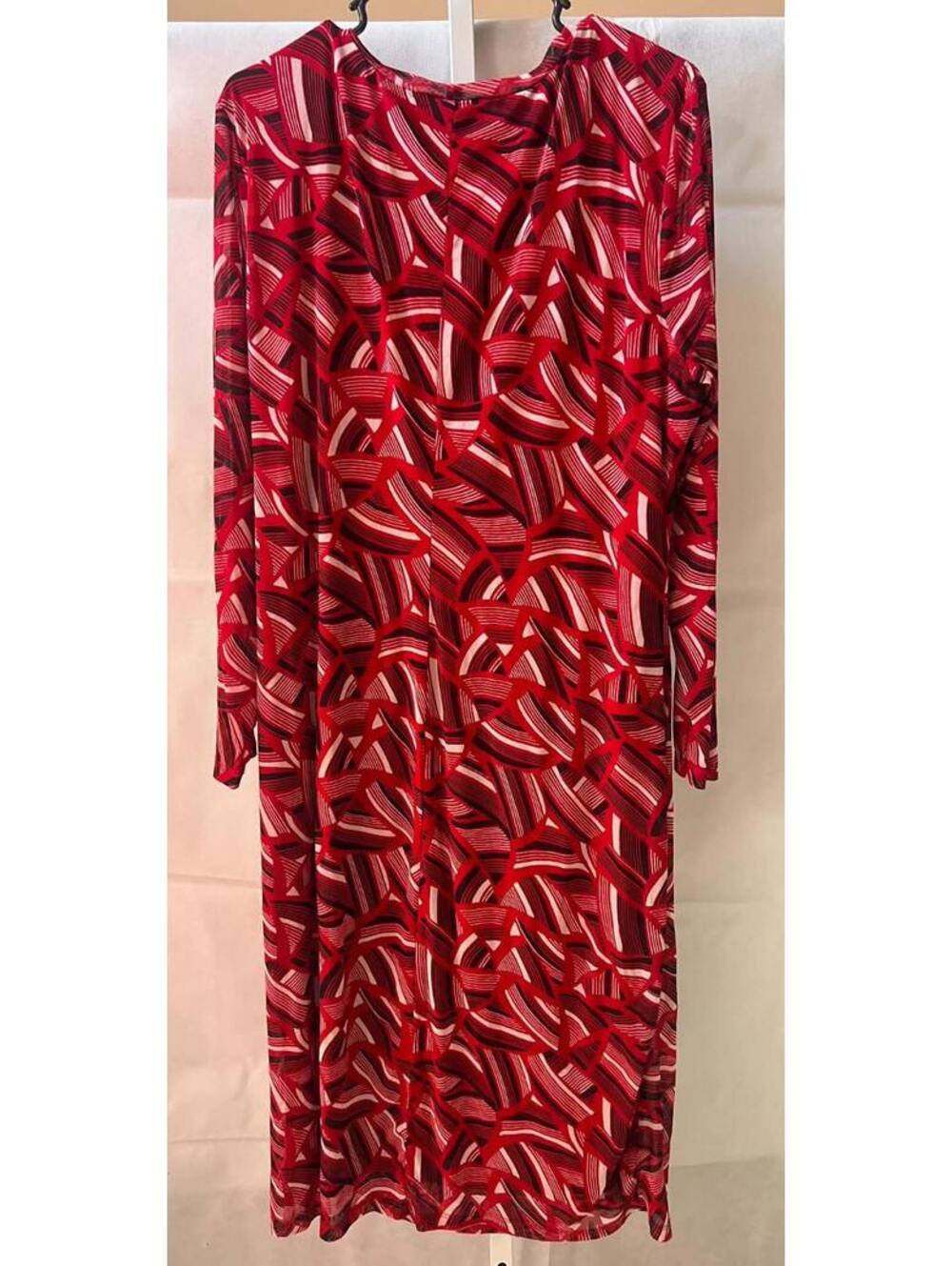 Kasper XXL Red Abstract Print Ruched Midi Dress